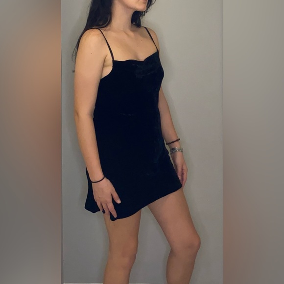 Cloth and Stone Velvet Dress - Picture 3 of 4